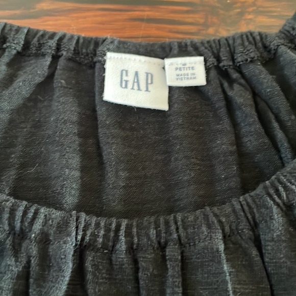 GAP black sleeveless tank top with peplum hem Size Medium - Picture 4 of 5